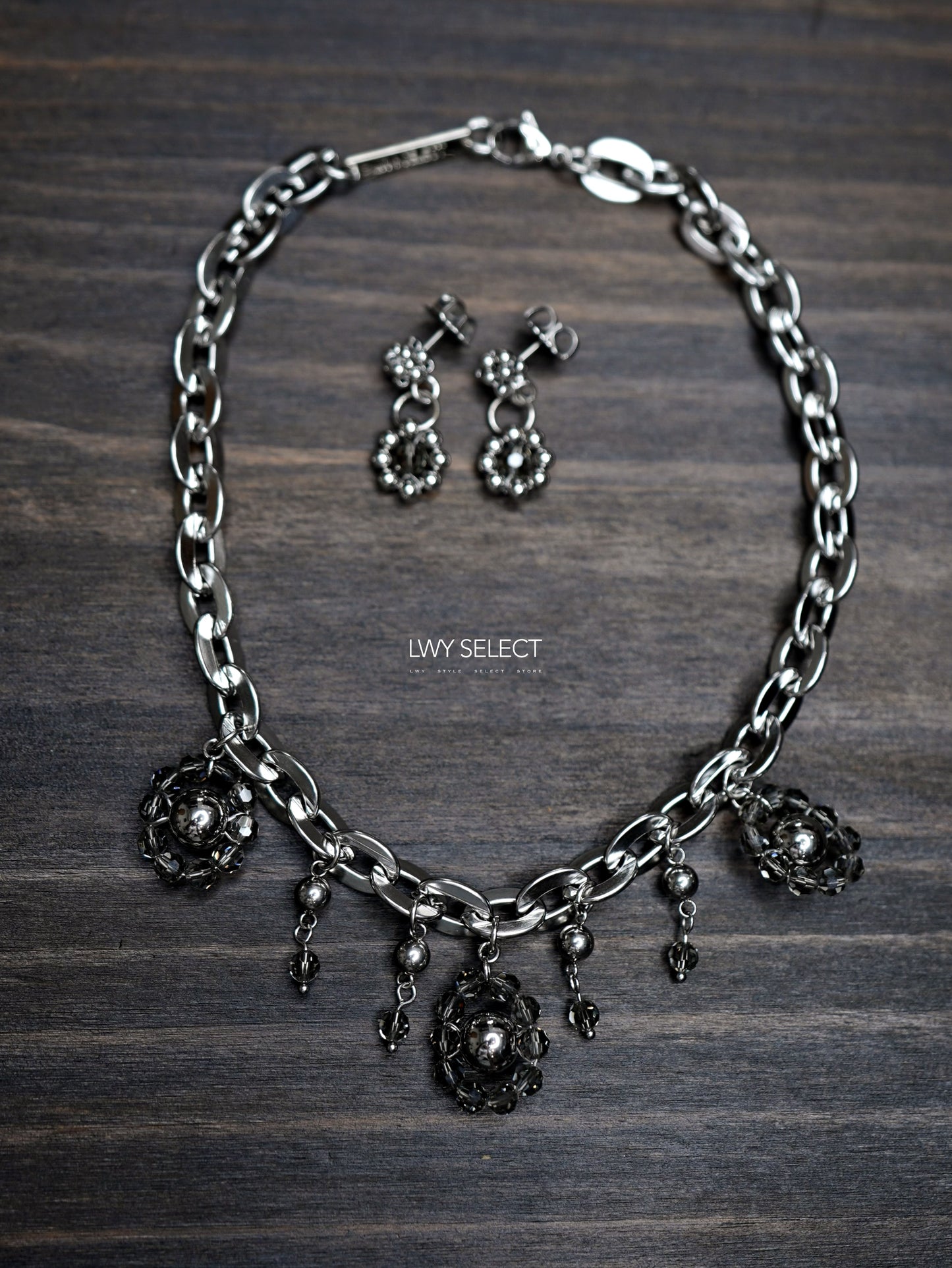 No.202467 Swarovski x steel earrings