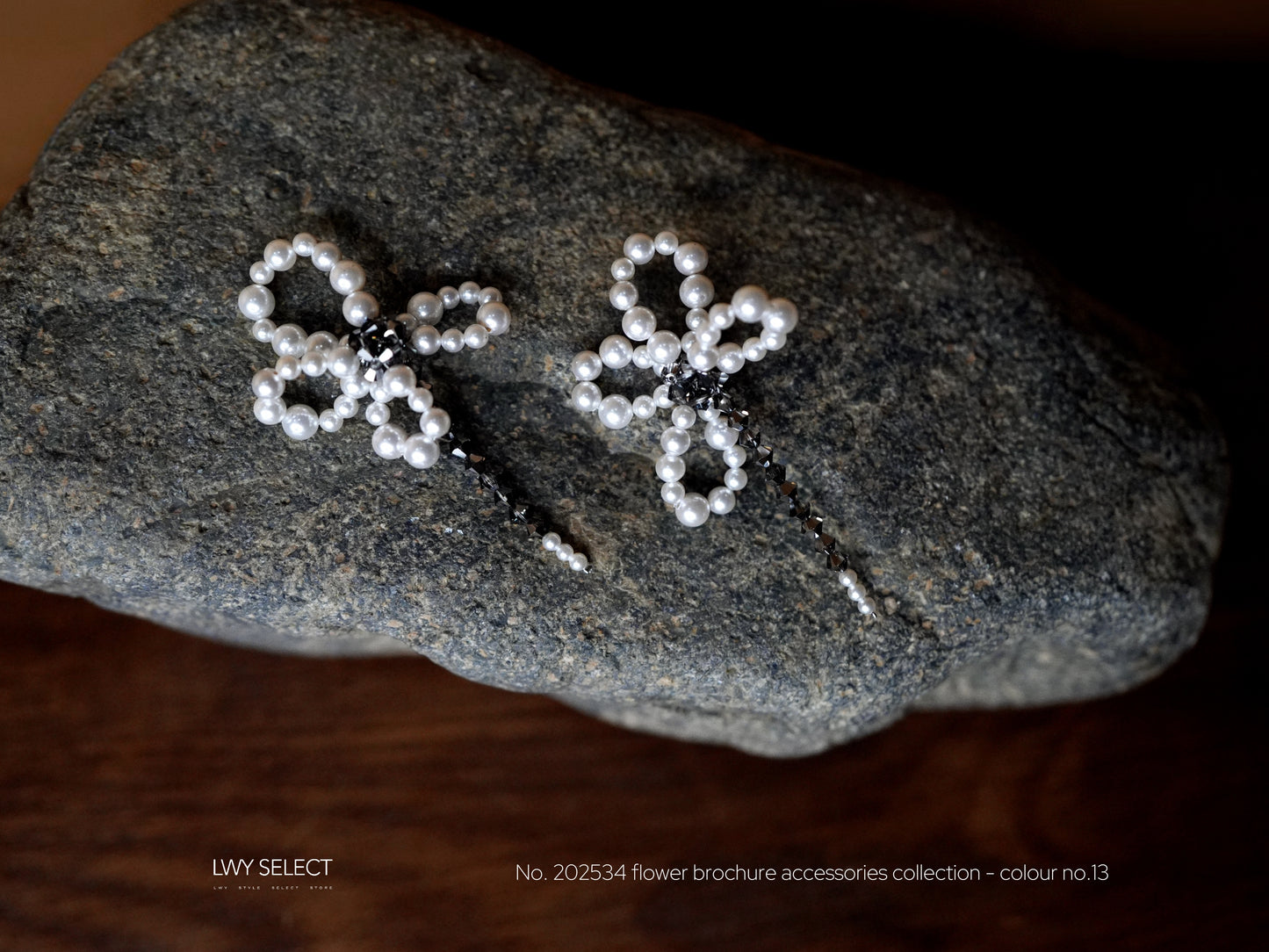 No. 202534 flower brochure accessories collection - colour no.13