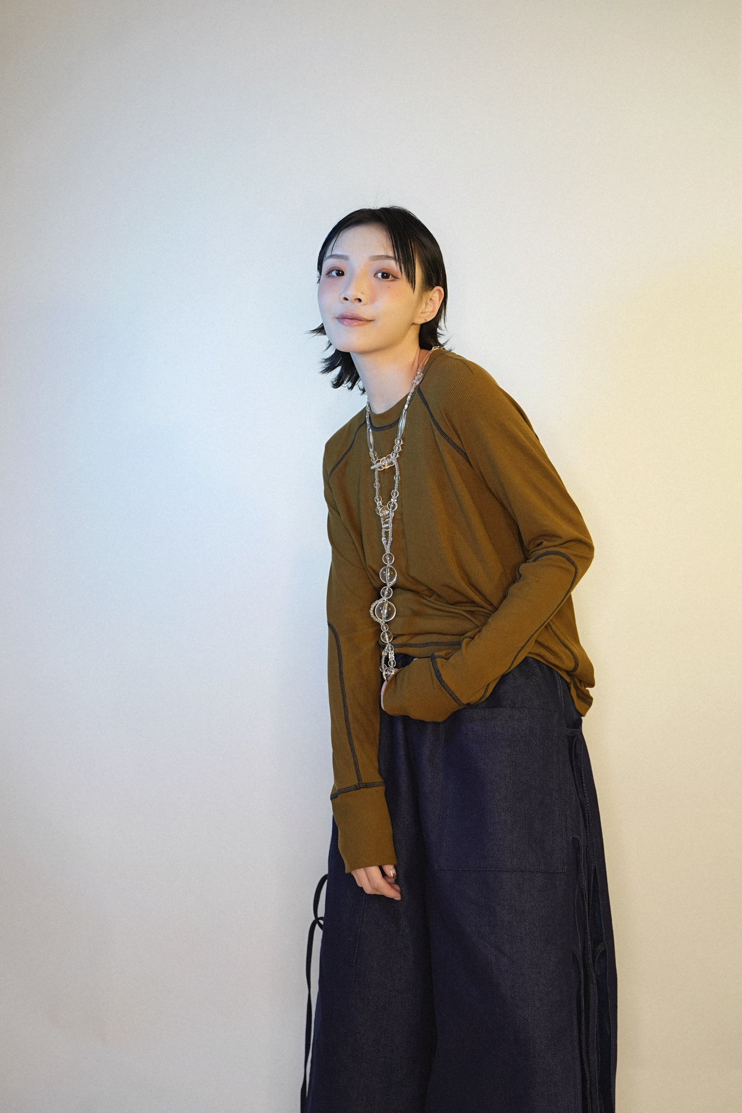 No.202454 topstitch bottoming shirt (dark goldenrod x navy line) - 2024 October collection
