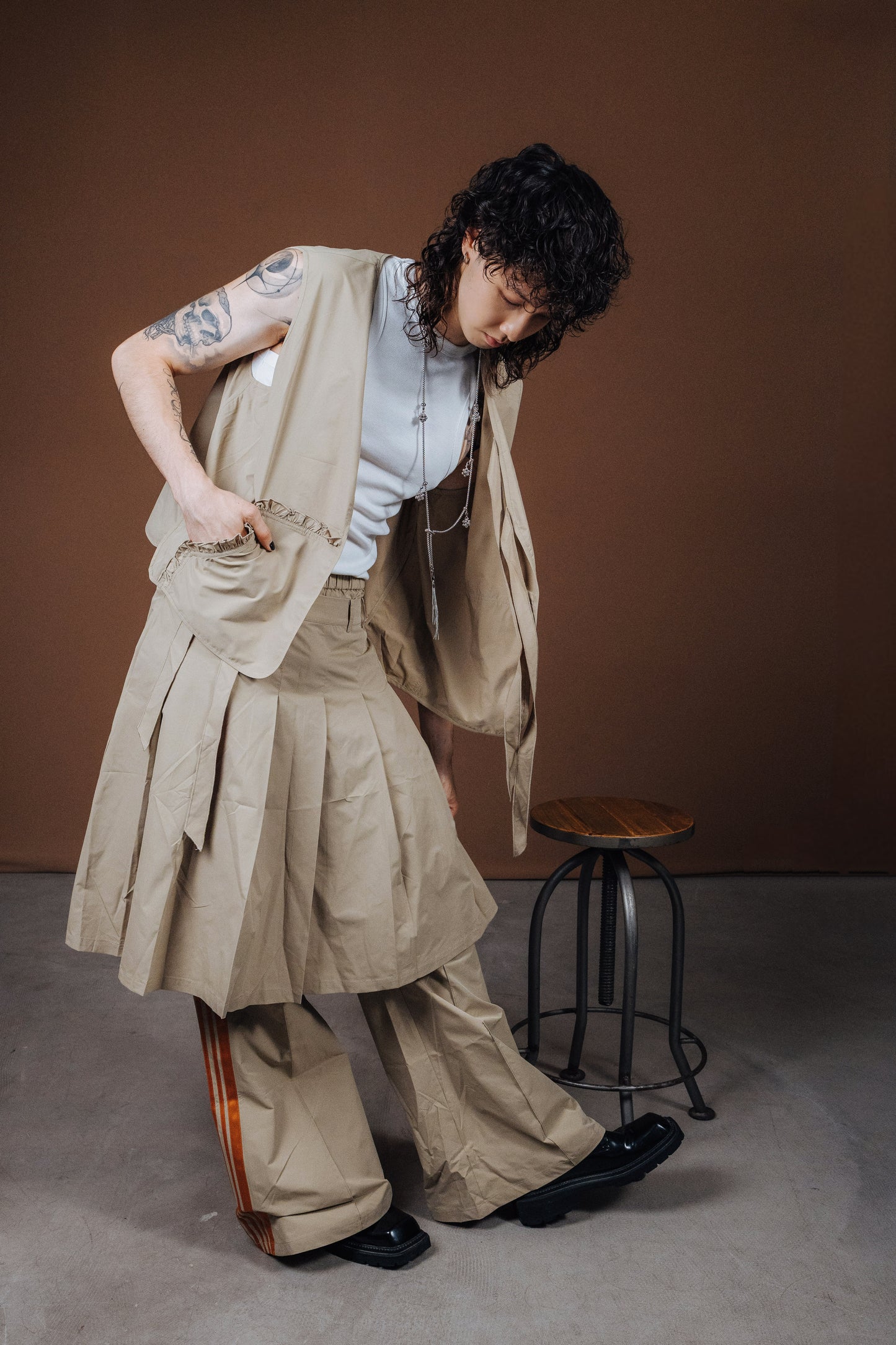 No.202515 Flared sweatpants (beige x orange) - 2025 June Collection