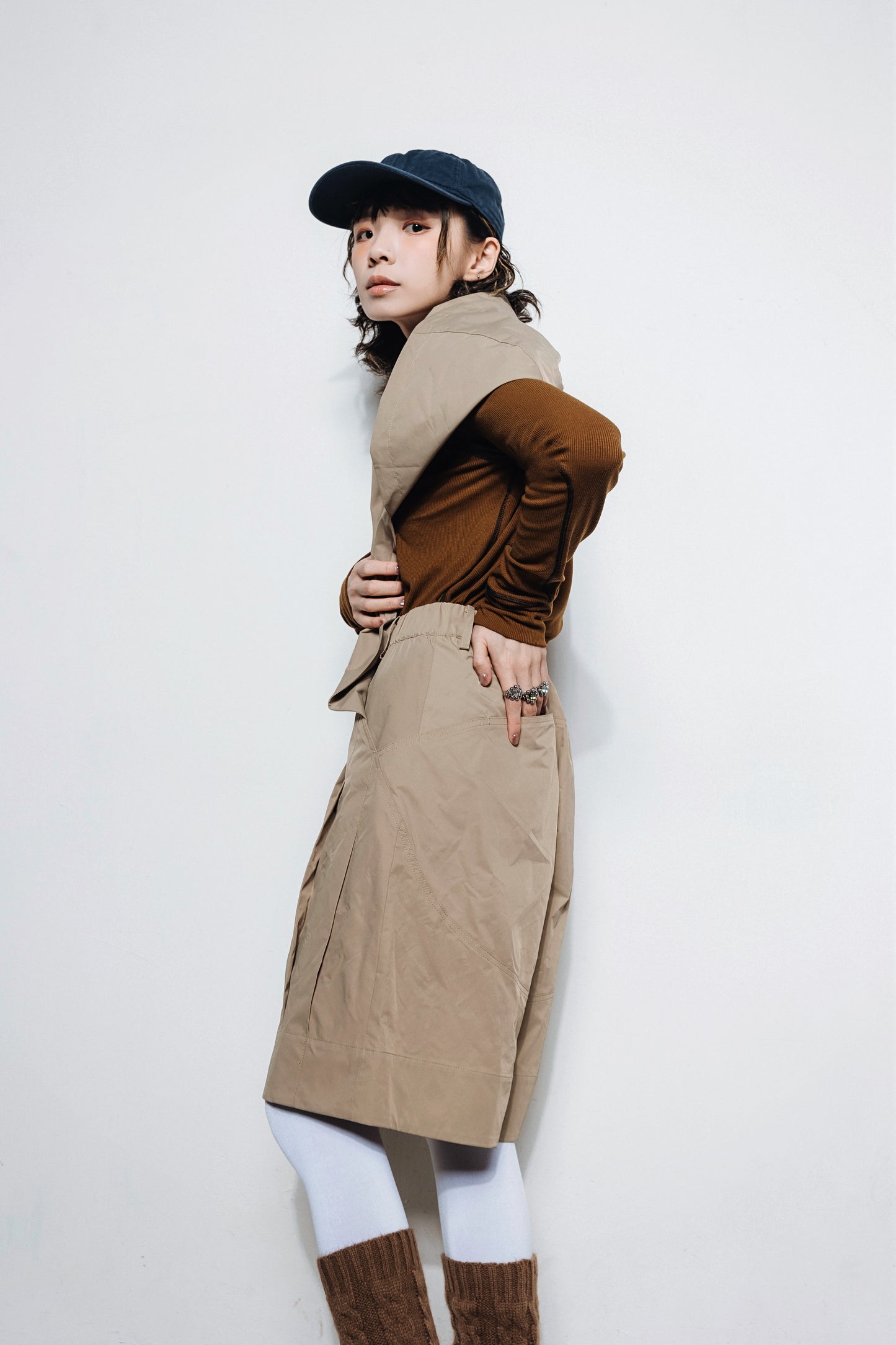 No.202502 Waterproof suit shorts (unisex)(beige)- 2025 February Collection
