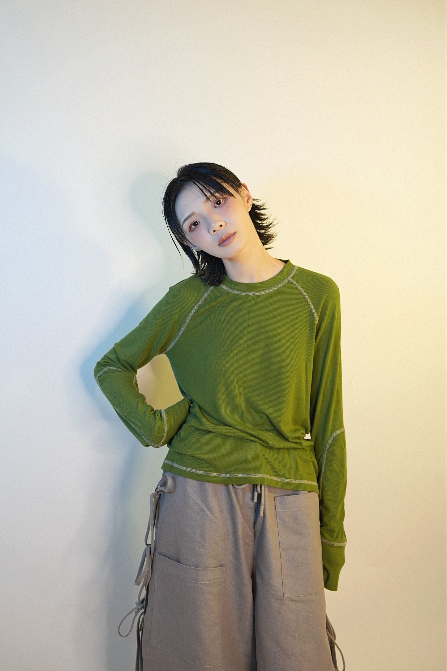 No.202453 topstitch bottoming shirt (green x beige line) - 2024 October collection