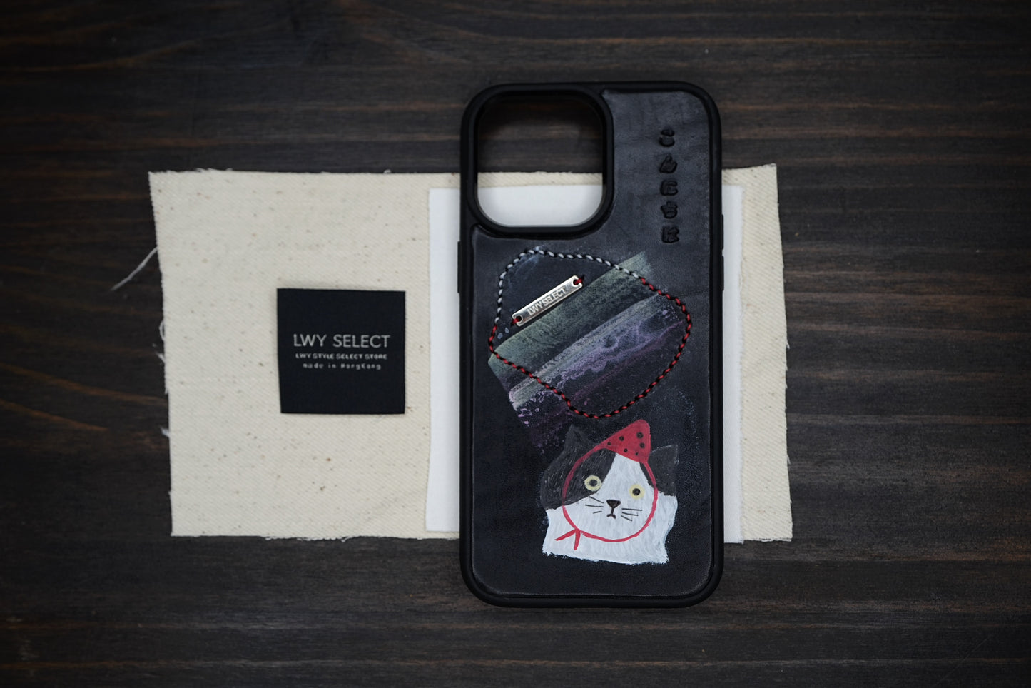 Hand painted leather phone case （iPhone 14 pro max )