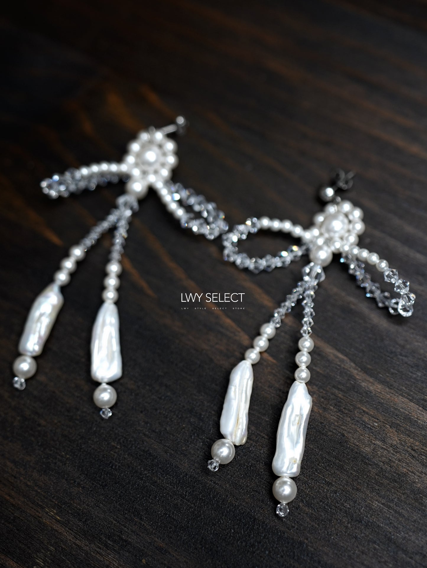 No. 202472 little angels earrings