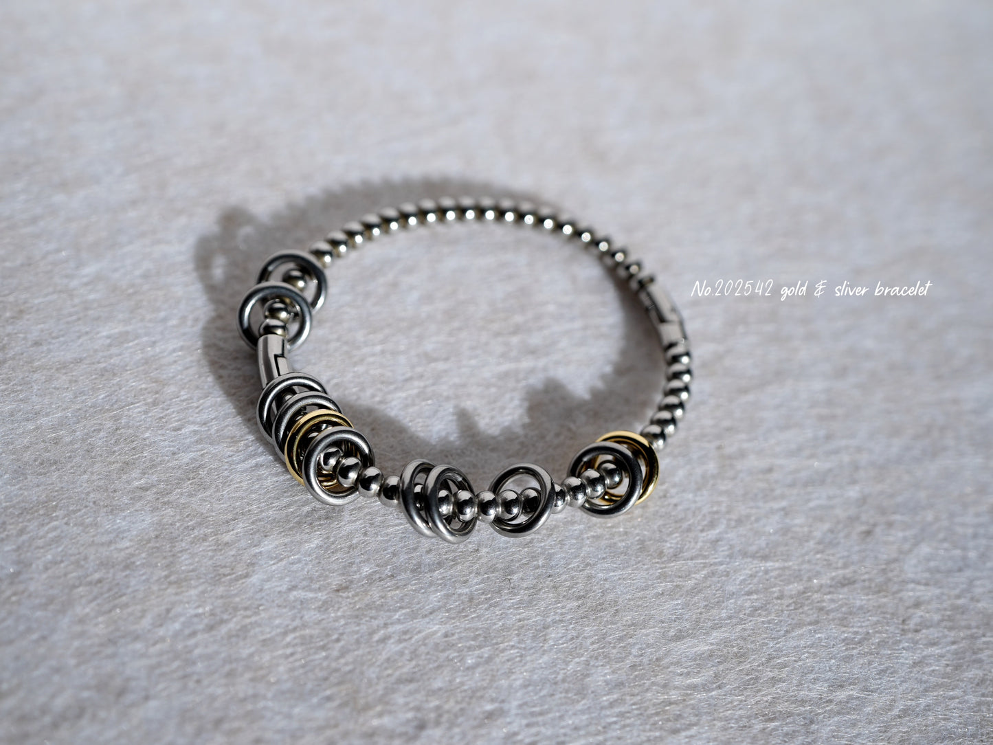 No.202542 gold & sliver bracelet