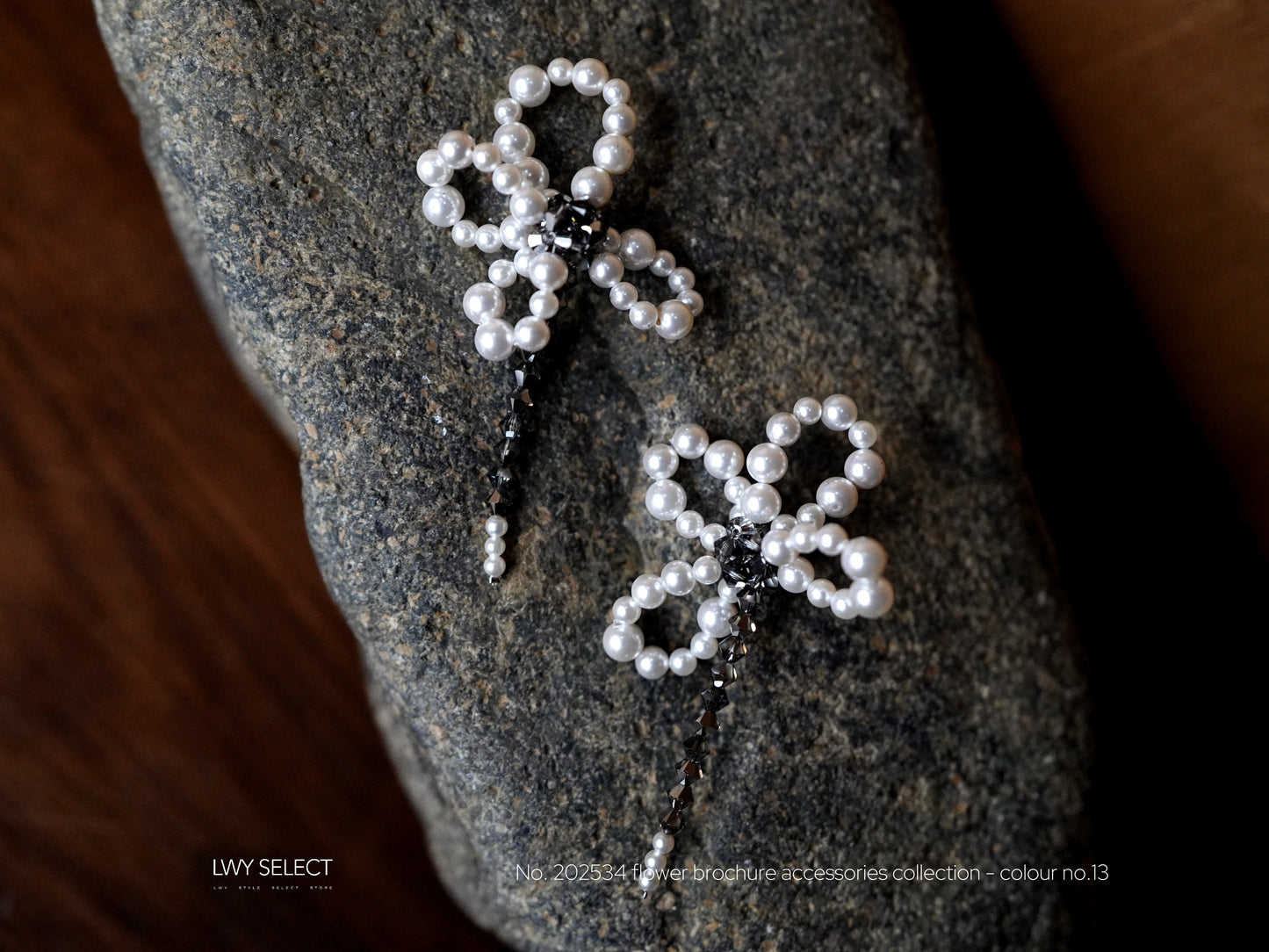 No. 202534 flower brochure accessories collection - colour no.13